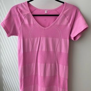 Lululemon top